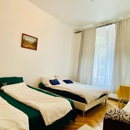 Apartment Service - Square Location Prague